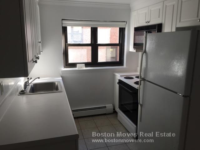 40 Harvard Ave, Brookline Hills