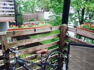 33 Lancaster Ter, Brookline Village