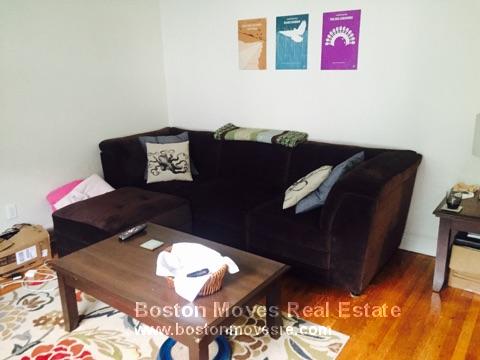 33 Lancaster Ter, Brookline Village