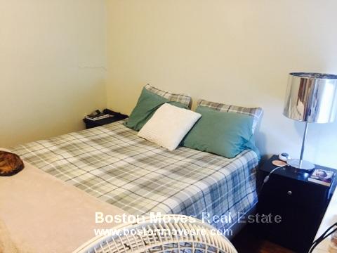 33 Lancaster Ter, Brookline Village