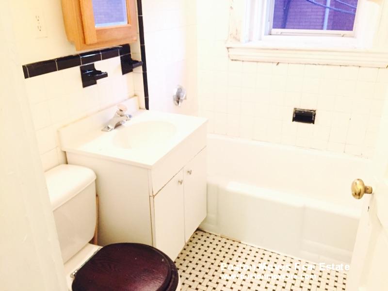 208 Winthrop Rd, Brookline Village