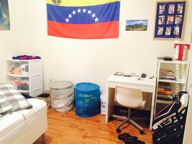 81 Essex St, Chinatown