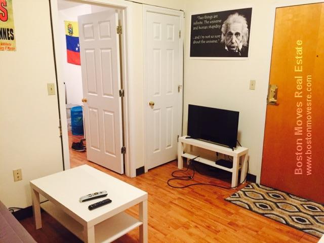 81 Essex St, Chinatown