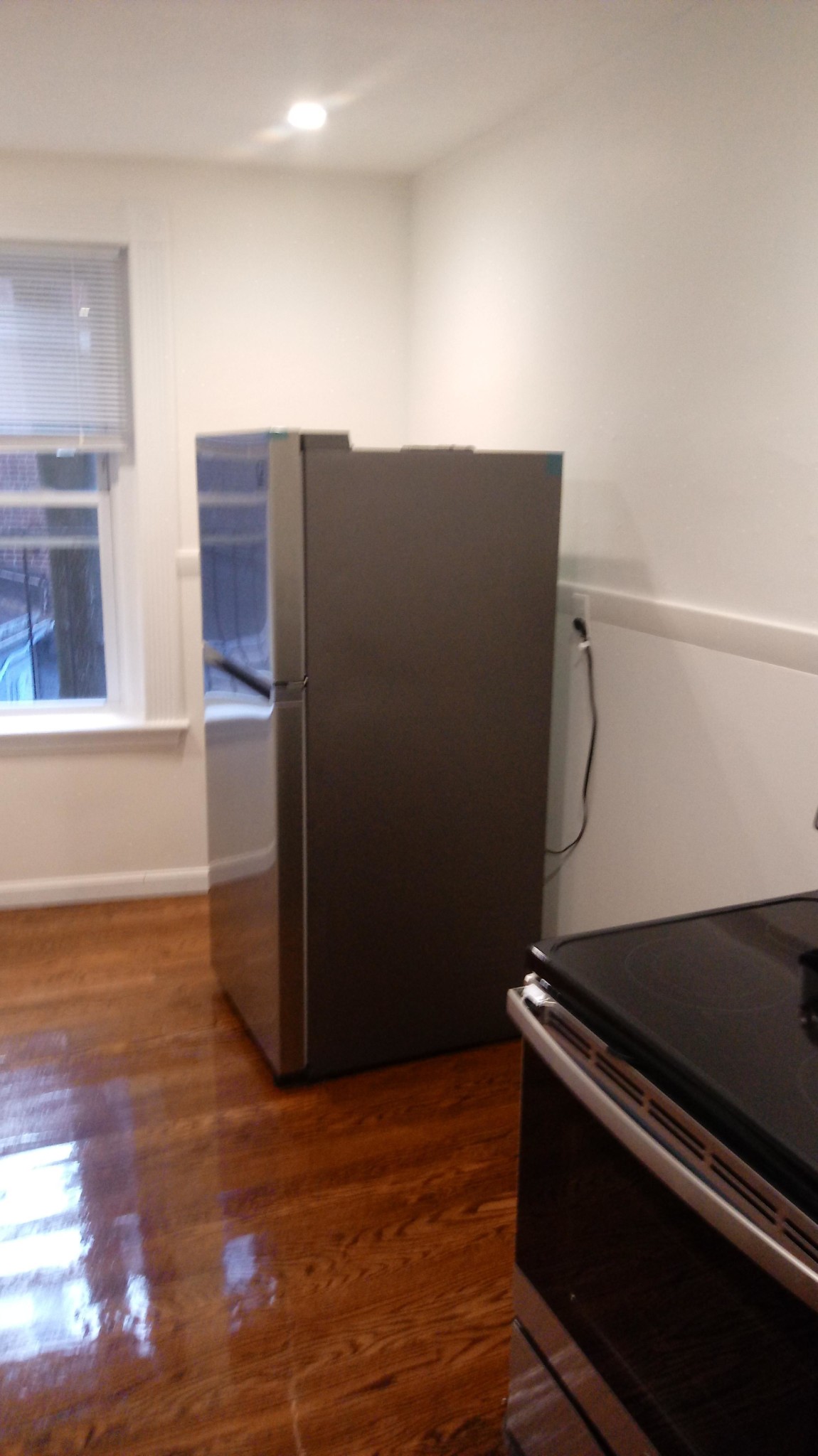 4 Garden Ct, North End