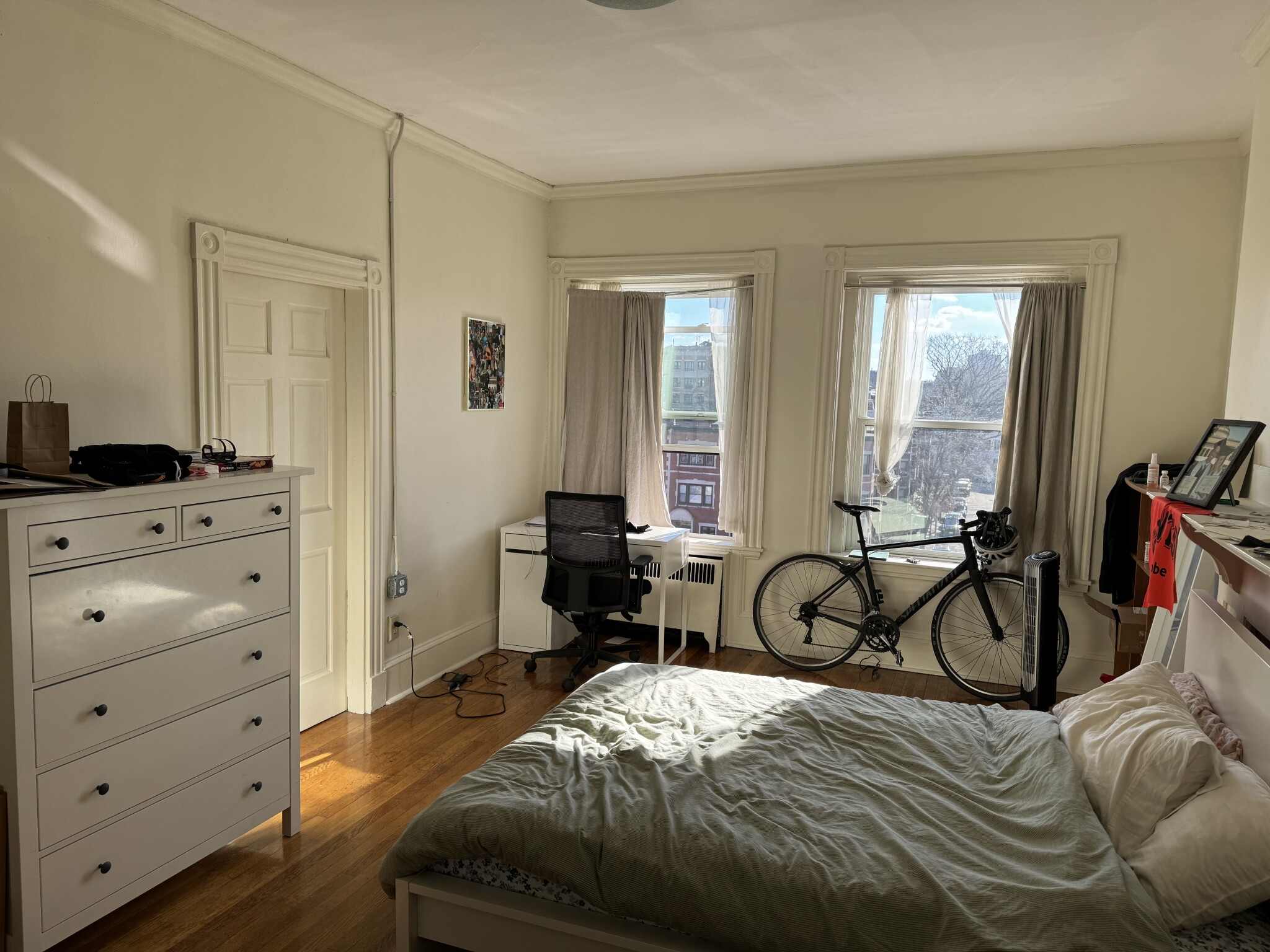 912 Beacon St, Fenway