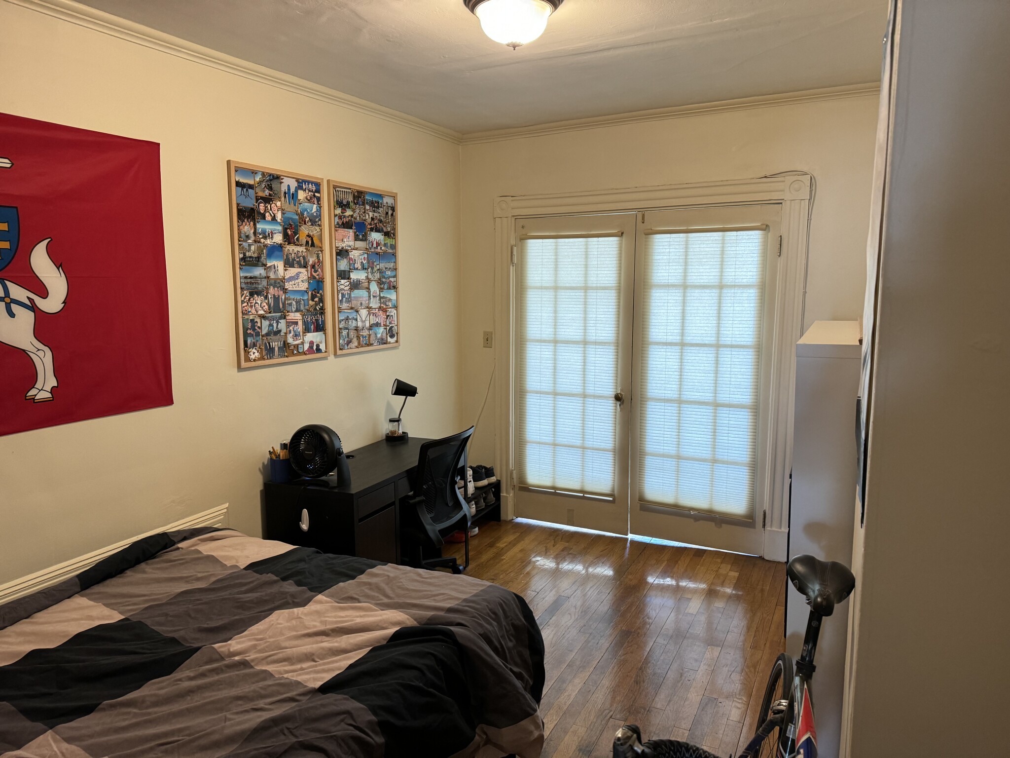 912 Beacon St, Fenway