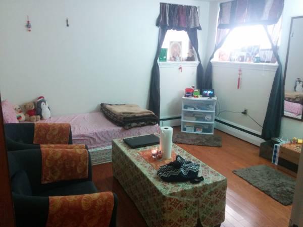 2016 Commonwealth Ave, Brighton