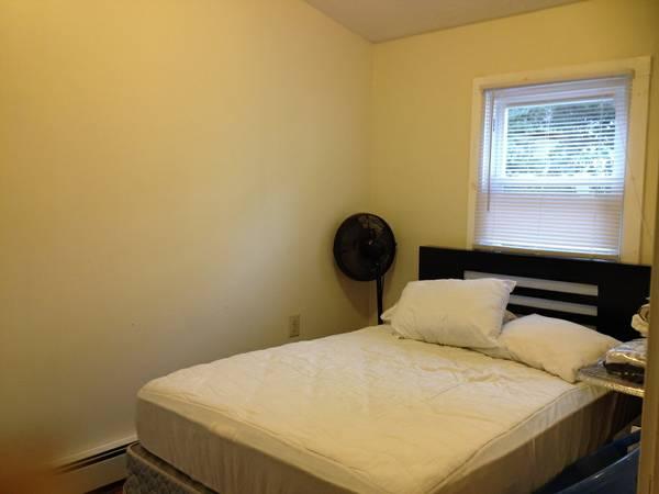 39 Adrian St, Somerville
