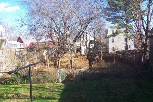2 bed, 1 bath apartment for rent at 65 Holworthy St, Cambridge — photo 10 of 11