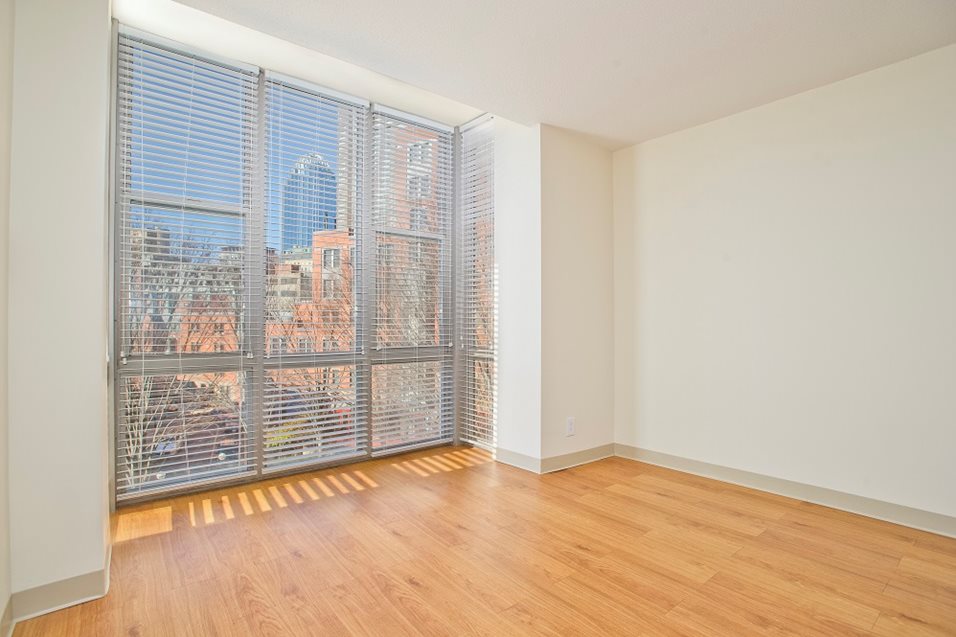 3 bed, 1 bath apartment for rent at 130 Dartmouth St, Back Bay — photo 21 of 24