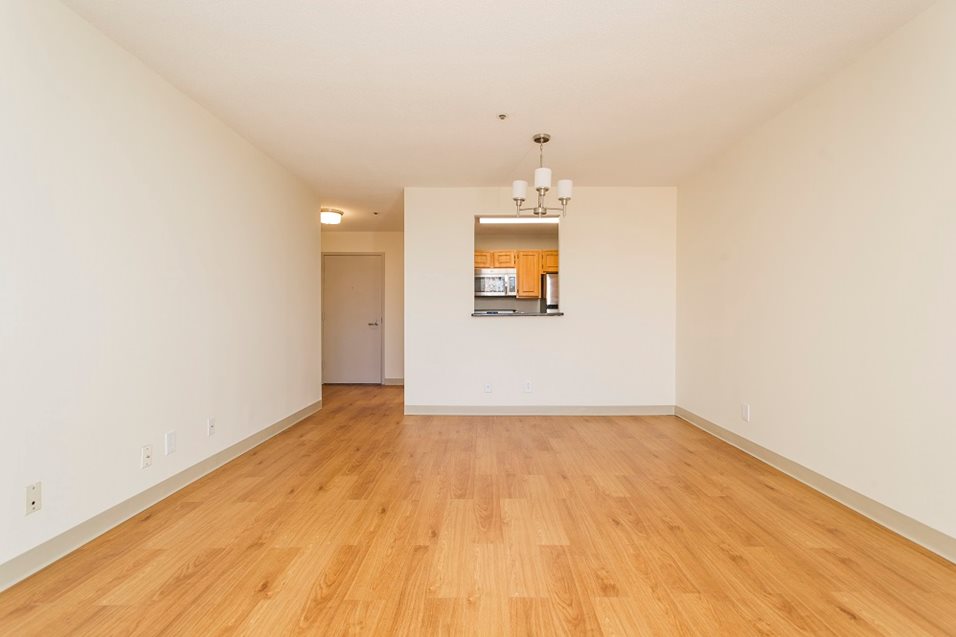 3 bed, 1 bath apartment for rent at 130 Dartmouth St, Back Bay — photo 15 of 24