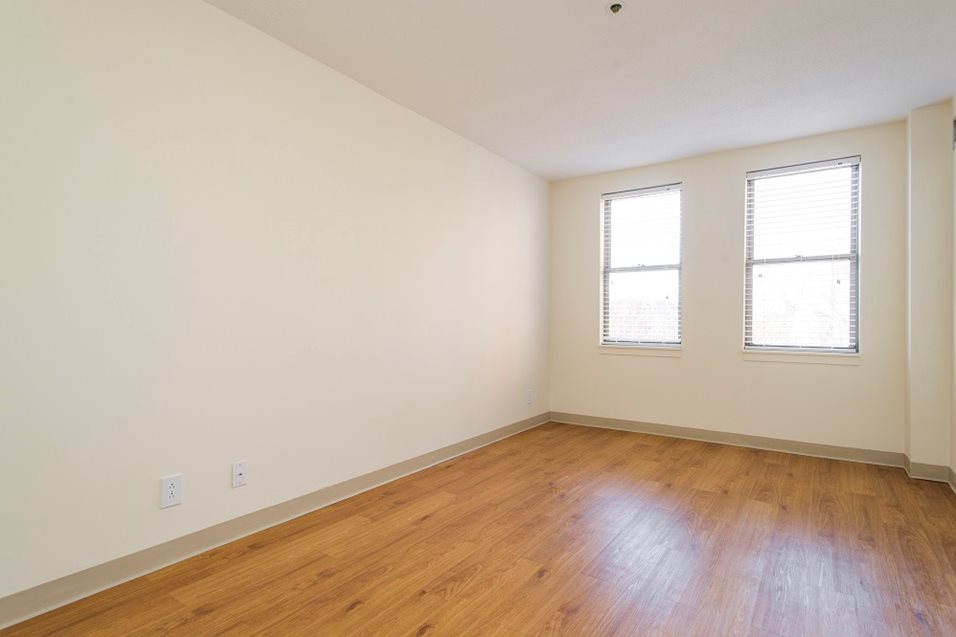 3 bed, 1 bath apartment for rent at 130 Dartmouth St, Back Bay — photo 17 of 24