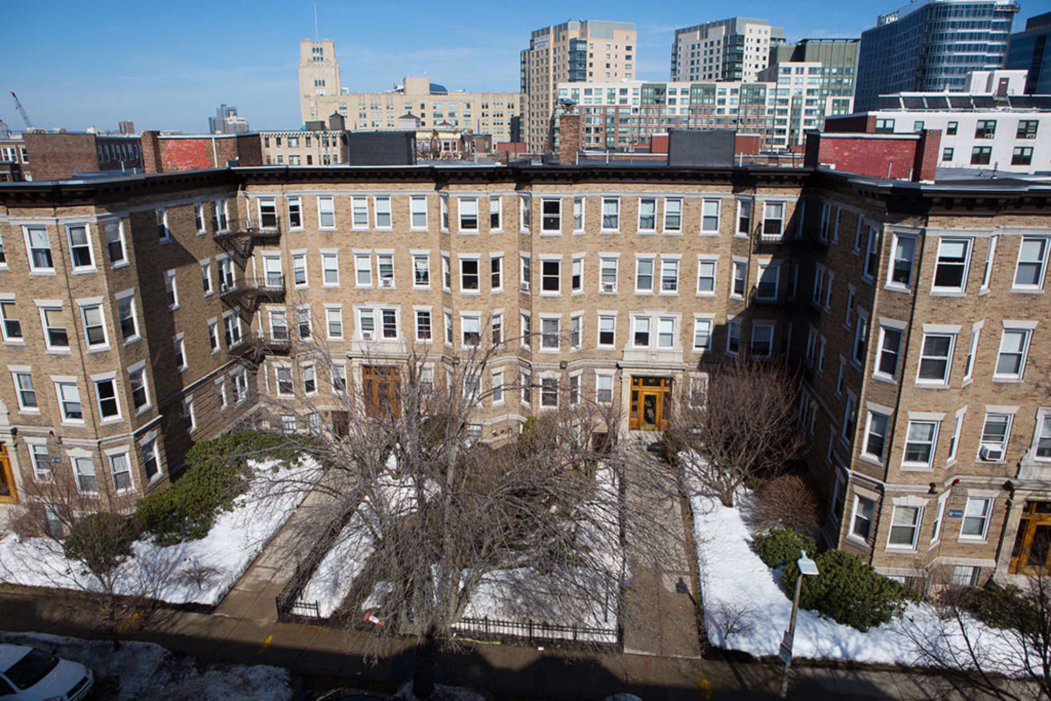 102 Queensberry St, Fenway