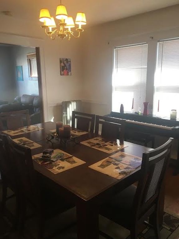 3 bed, 1 bath apartment for rent at 17 Pequossette St Unit 3, Watertown — photo 3 of 5