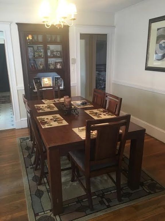 3 bed, 1 bath apartment for rent at 17 Pequossette St Unit 3, Watertown