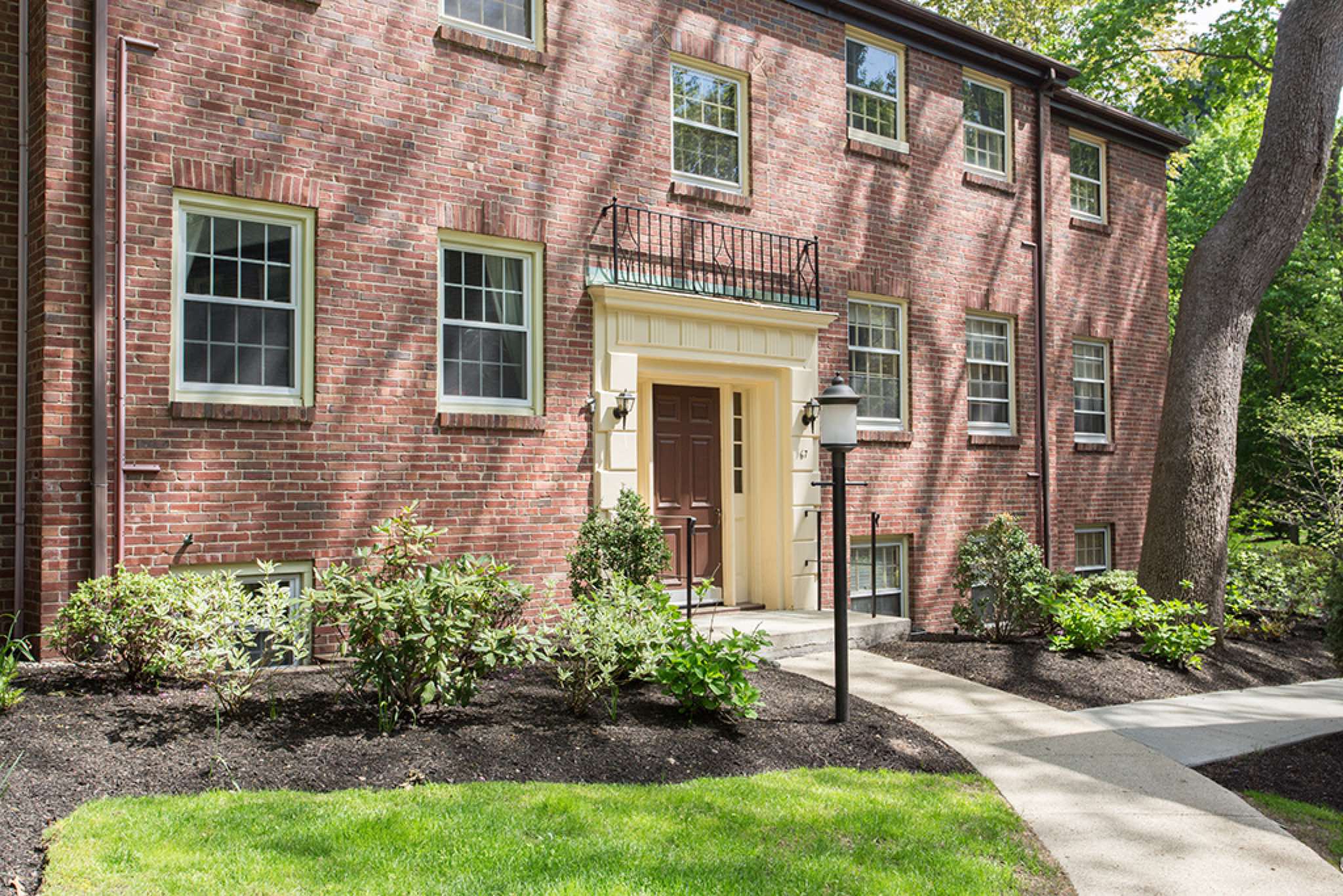 75 Wyman St, Waban
