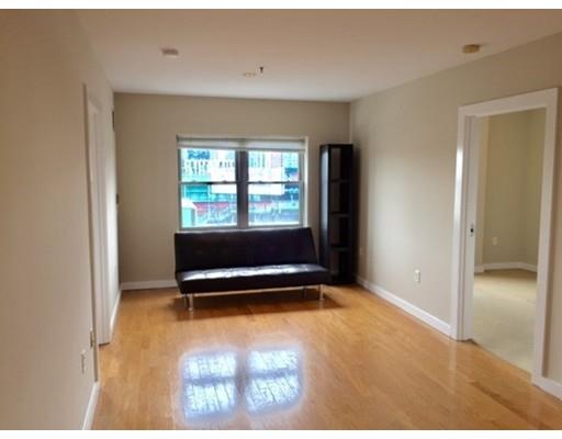 Photo 2 of 534 Commonwealth Ave. Unit 7E