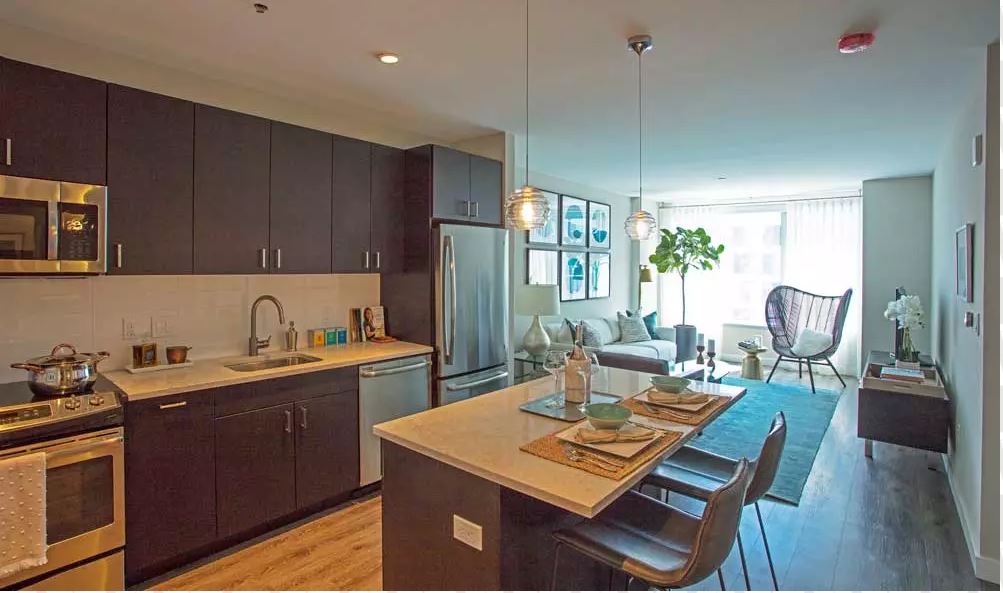 3 bed, 2 bath apartment for rent at 5 Fan Pier Blvd, Seaport District — photo 8 of 10