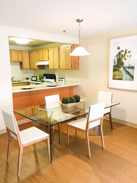 3 bed, 1.5 bath apartment for rent at 43 Smith St, Mission Hill — photo 7 of 12