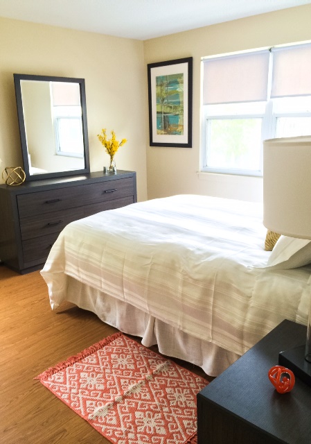 3 bed, 1.5 bath apartment for rent at 43 Smith St, Mission Hill — photo 10 of 12
