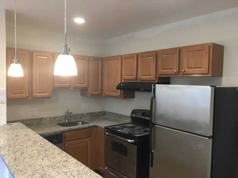 2 bed, 1 bath apartment for rent at 15 Dolores Ave, Waltham — photo 17 of 47