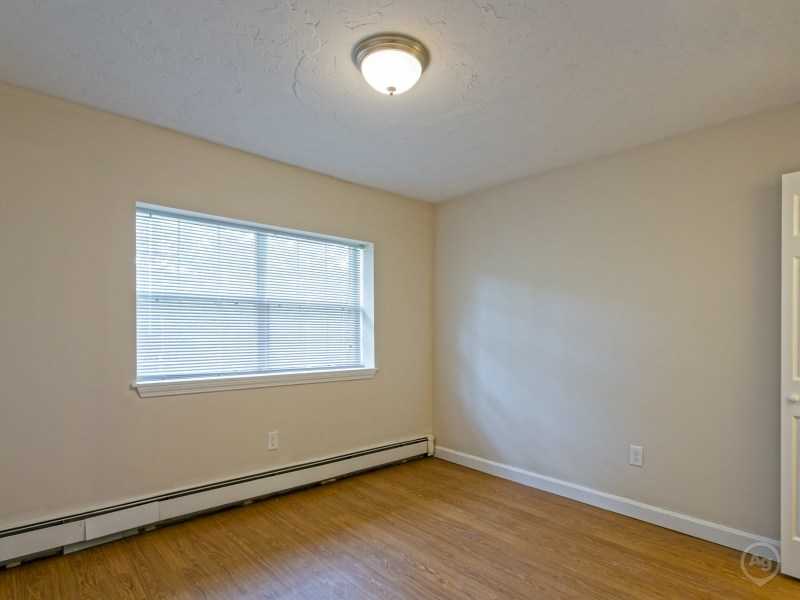 2 bed, 1 bath apartment for rent at 15 Dolores Ave, Waltham — photo 35 of 47