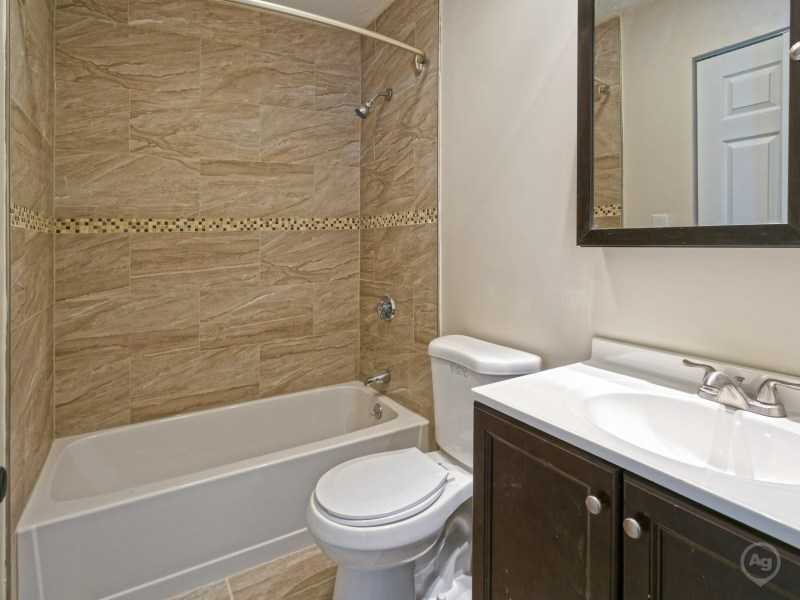 2 bed, 1 bath apartment for rent at 15 Dolores Ave, Waltham — photo 41 of 47