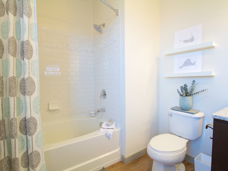 2 bed, 2 bath apartment for rent at 100 Woodview Way Unit 1, Watertown — photo 2 of 45