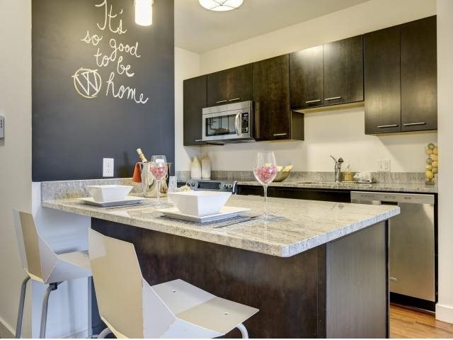 3 bed, 2 bath apartment for rent at 1 Maxwells Green, Somerville — photo 7 of 32