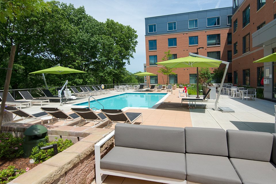 3 bed, 2 bath apartment for rent at 161 South Huntington Ave, Jamaica Plain — photo 6 of 18