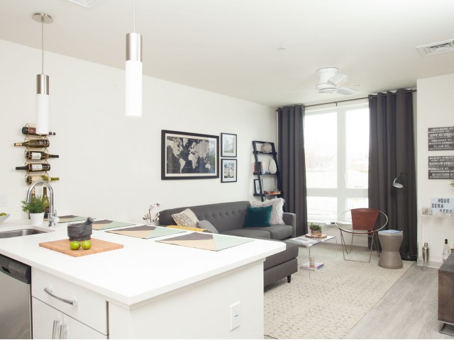 3 bed, 2 bath apartment for rent at 75 Braintree St, Allston — photo 6 of 23