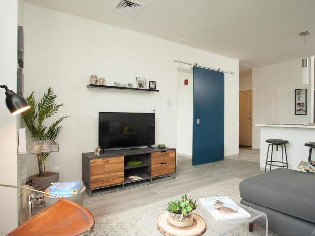 3 bed, 2 bath apartment for rent at 75 Braintree St, Allston — photo 9 of 23