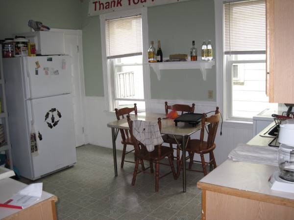4 bed, 2 bath apartment for rent at 88 Fisher Ave Unit 3, Mission Hill — photo 3 of 6