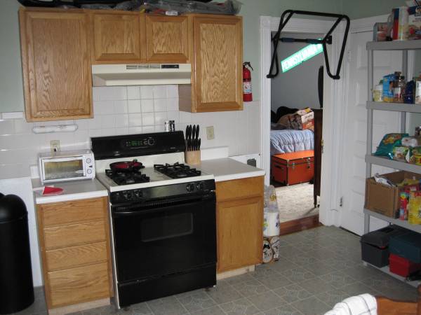 4 bed, 2 bath apartment for rent at 88 Fisher Ave Unit 3, Mission Hill