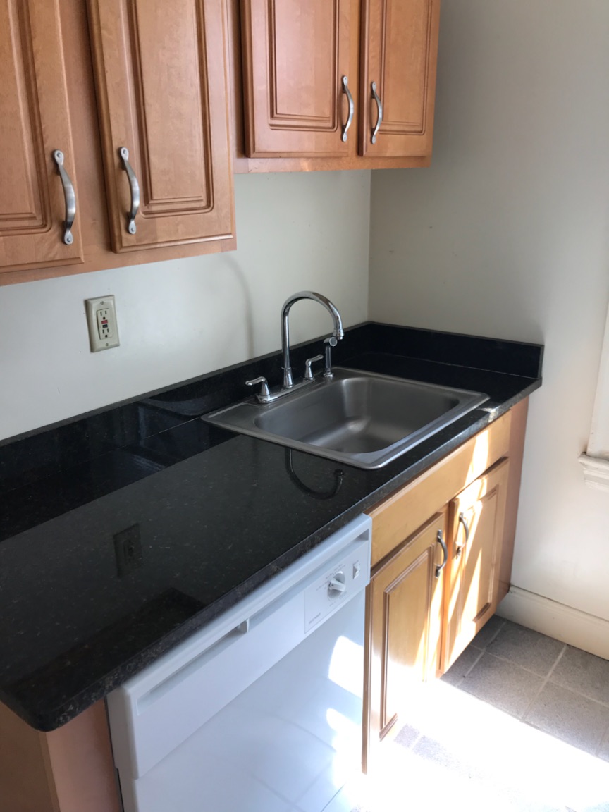 Photo 3 of 55 Queensberry St. Unit 14