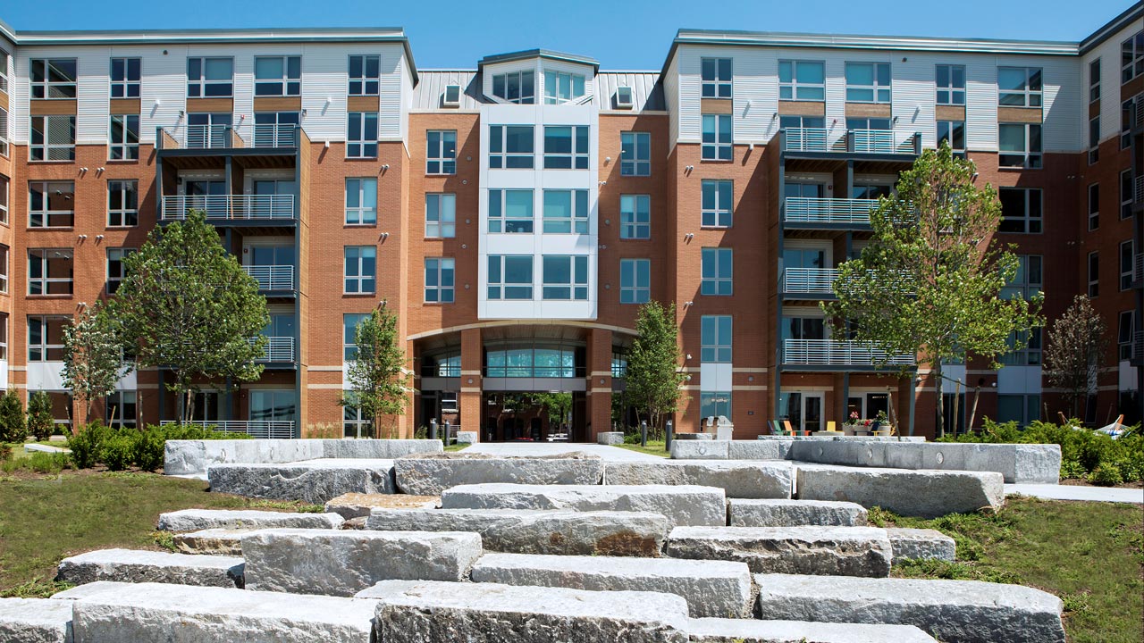 2 bed, 2 bath apartment for rent at 126 Border St, East Boston