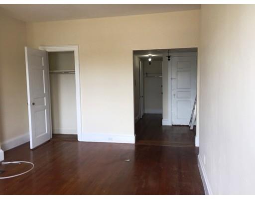 Photo 4 of 470 Beacon St. Unit 8