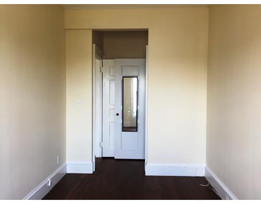 Photo 7 of 470 Beacon St. Unit 8