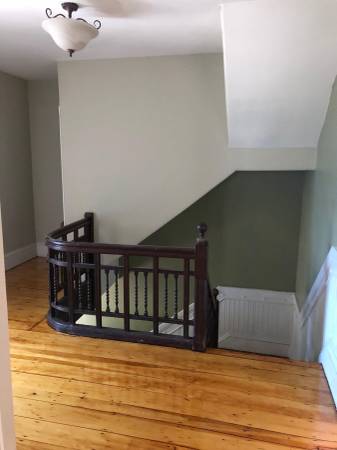 5 bed, 2 bath apartment for rent at 158 Ashmont St, Dorchester — photo 7 of 10