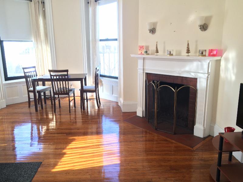 504 Beacon St, Back Bay