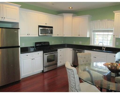 661 Bennington St, East Boston