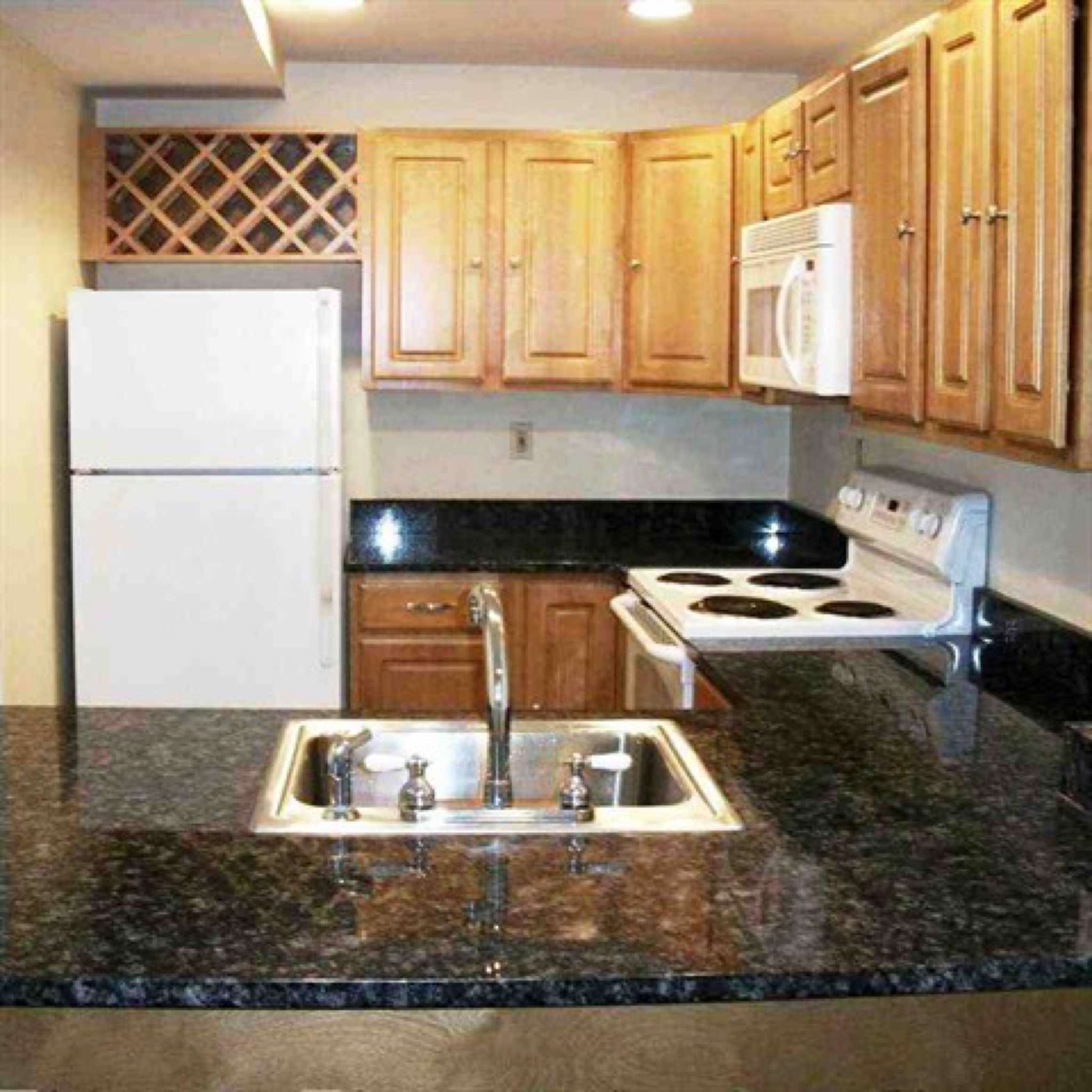 106 Queensberry St. Unit 12A, Boston