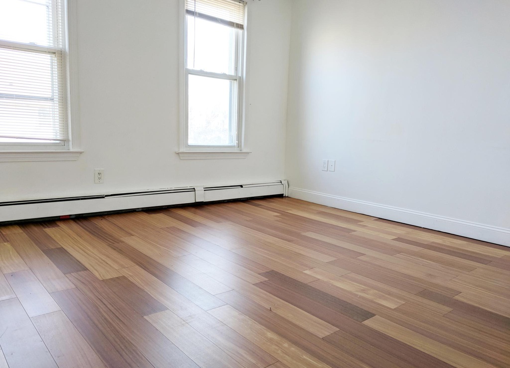 103 Addison St, East Boston