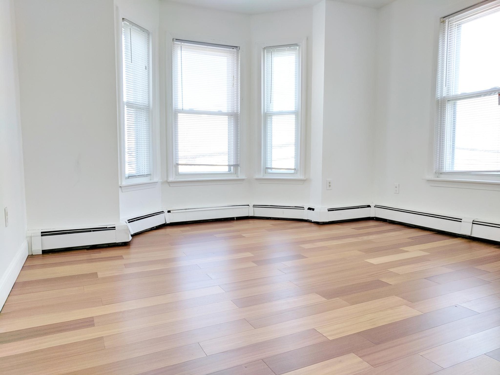 103 Addison St, East Boston