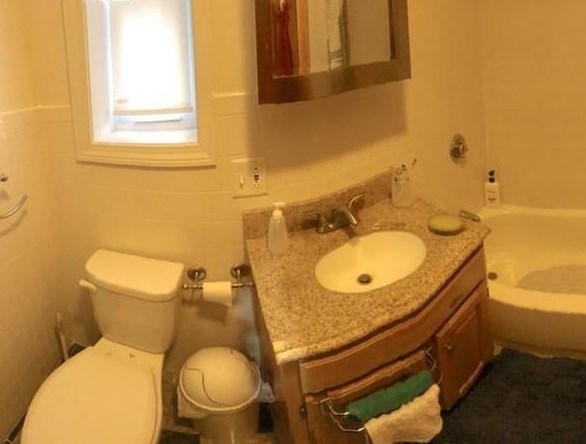 Photo 8 of 127 Cedar St. Unit 3