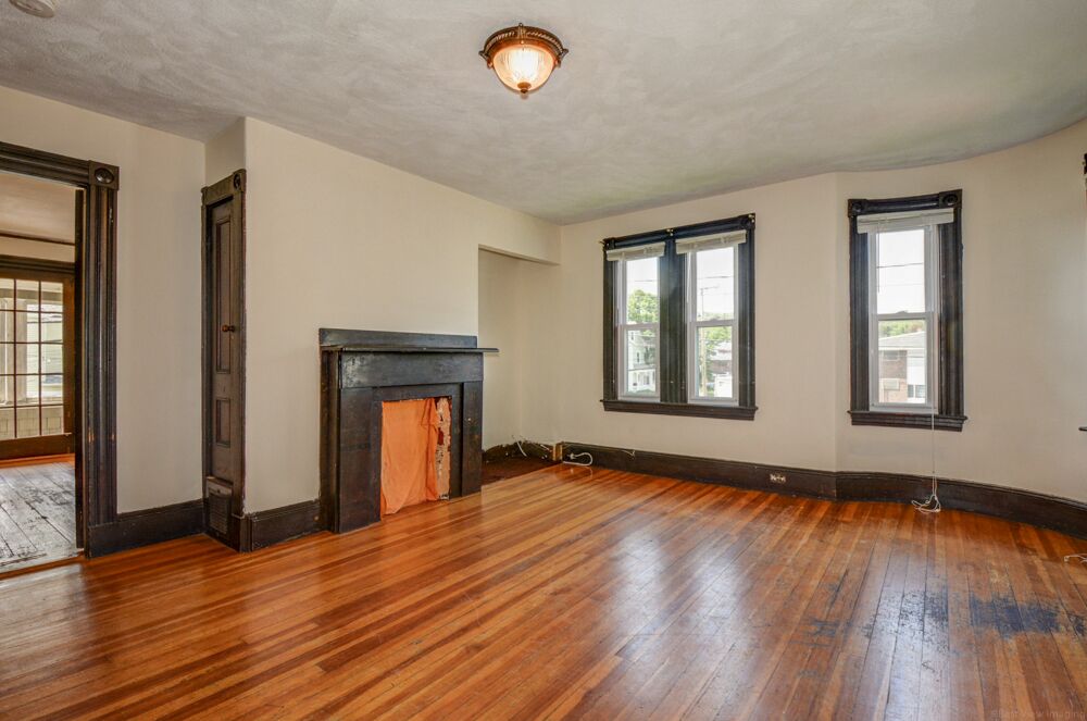 48 South St, Waltham