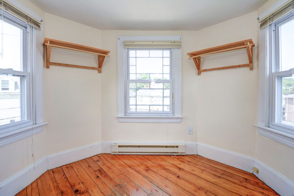 48 South St, Waltham