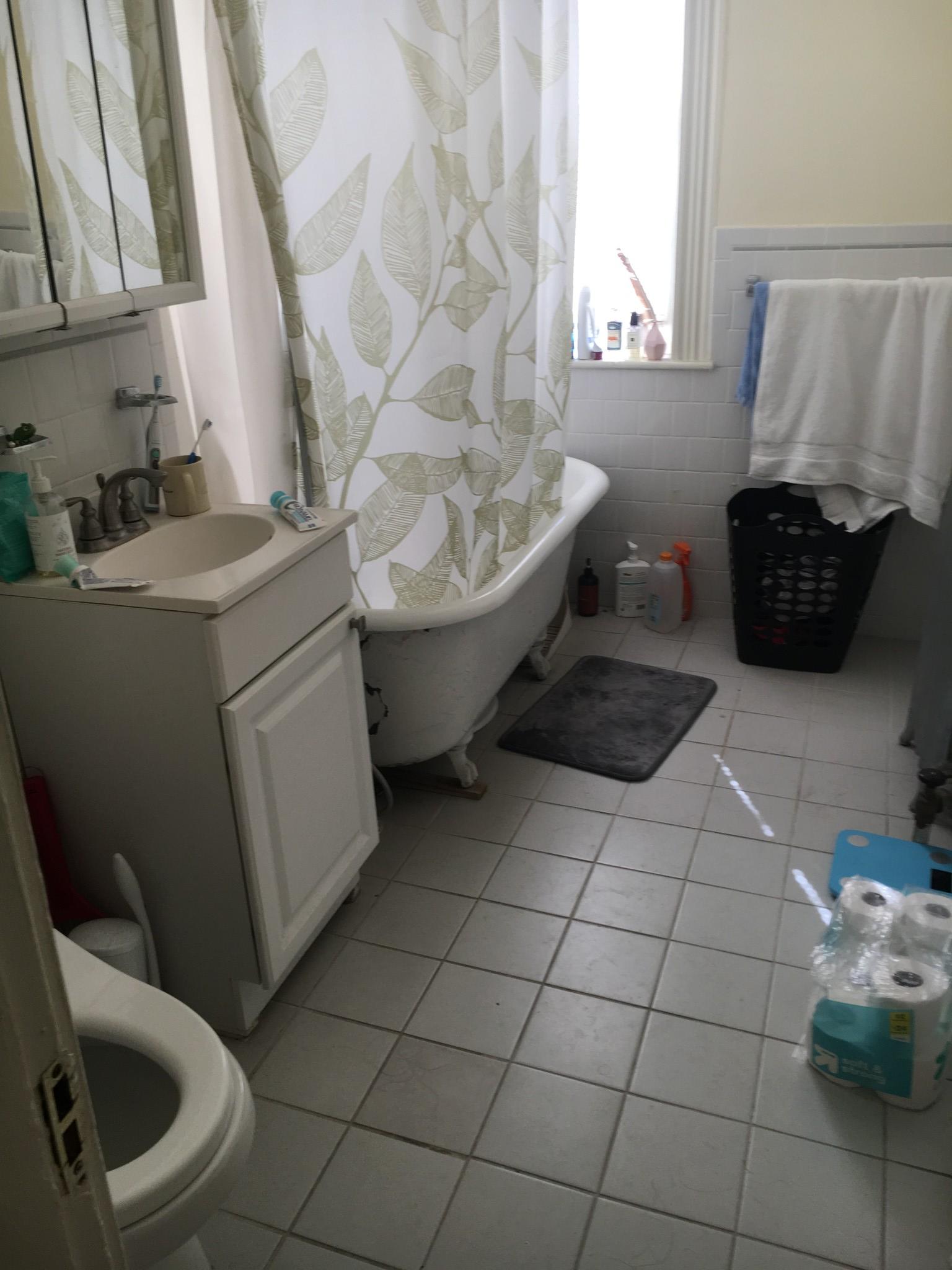 Photo 6 of 40 Queensberry St. Unit 21