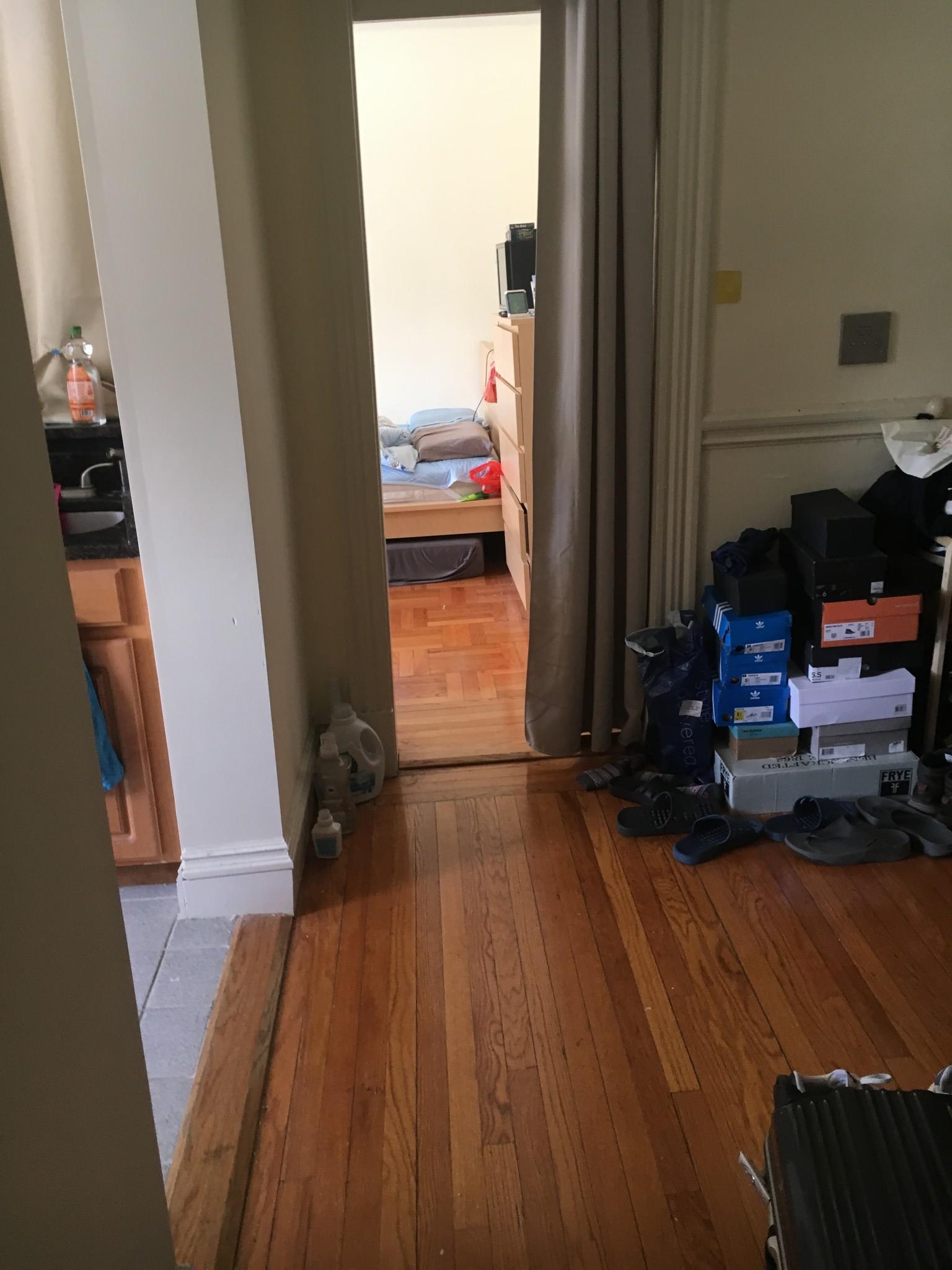Photo 7 of 40 Queensberry St. Unit 21
