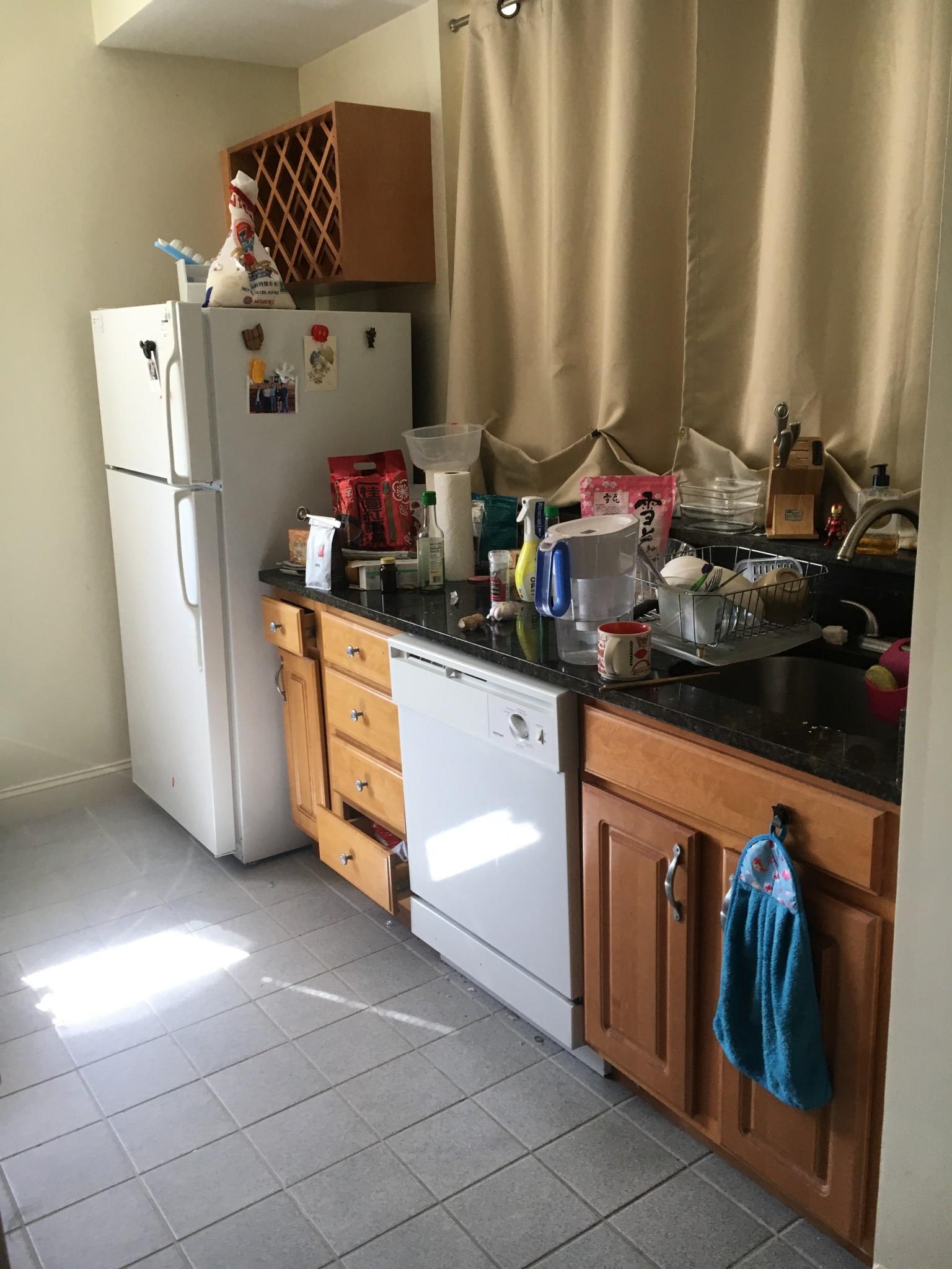 Photo 8 of 40 Queensberry St. Unit 21